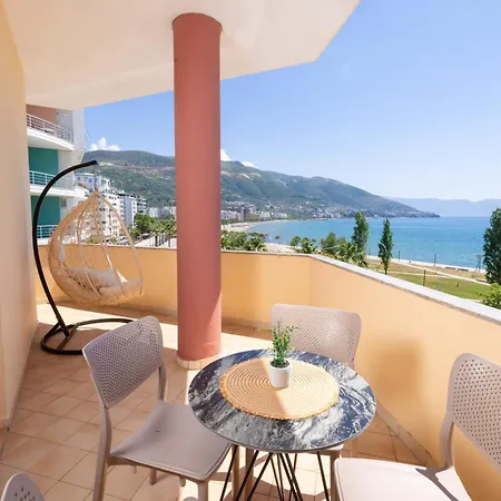 Апартаменты Lungomare Beachfront - By Eka Luxury